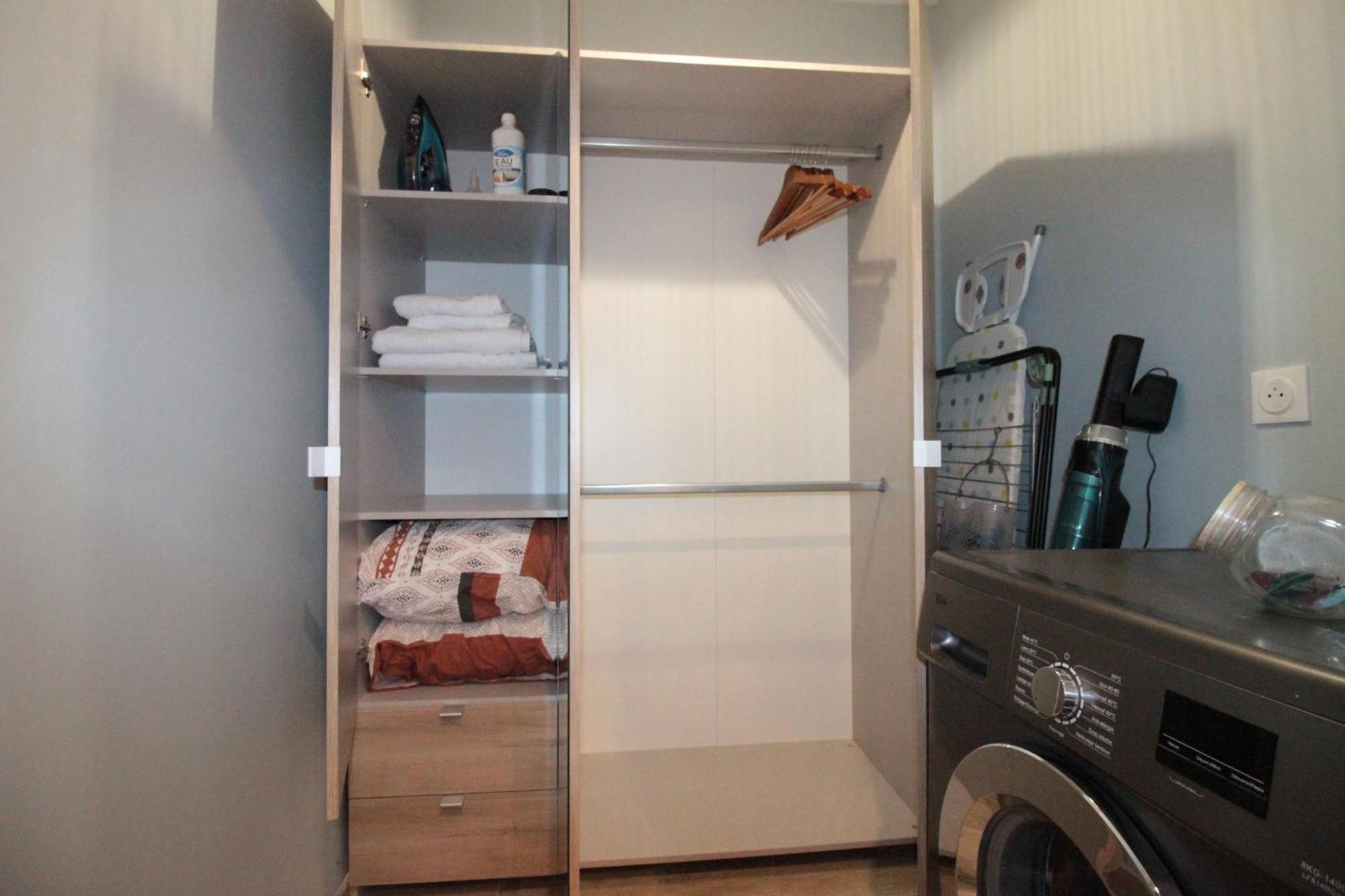 Luxury Studio, Rez De Chaussee, Parking Prive Video Surveillance, Canape Haute Qualite Convertible Couchage 2 Personnes, Centre Ville Proche, Restaurant, Boulangerie 2 Minutes A Pied, Terrasse - 800Metre Carre De Terrain - Gere Par Presta-Zen'Service Verdun-sur-Meuse Exterior foto